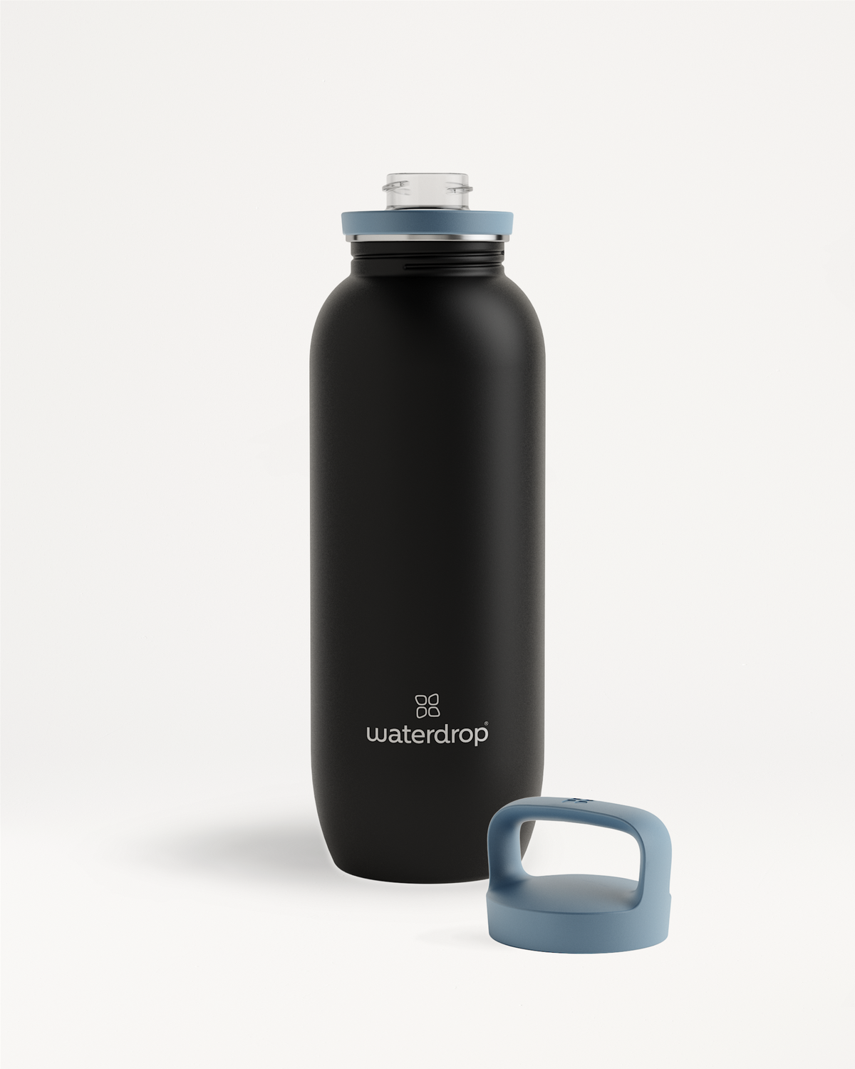All-Purpose Ultralight · Spout Lid fles met zwarte body en blauwe dop, inclusief een draagbare Spout Lid met comfortabel mondstuk, ideaal voor trektochten en dagelijks gebruik vanwege zijn lichtgewicht ontwerp.