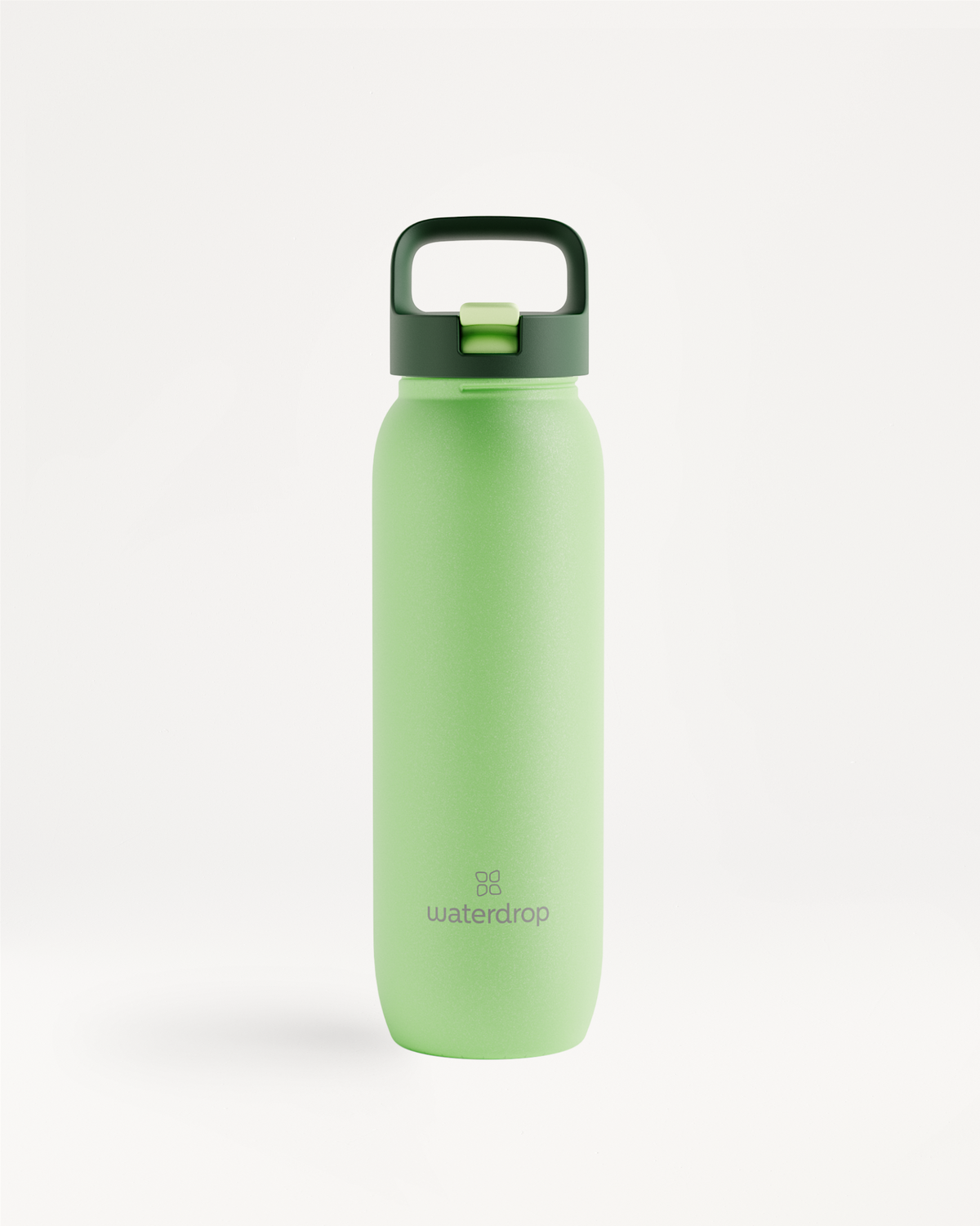 All-Purpose Ultralight · Dop met rietje fles van waterdrop®, lichtgroene, herbruikbare fles met mat oppervlak en donkergrijze logo. Voorzien van een donkergroene schroefdop met geïntegreerde handgreep en flip-lat mechanisme.