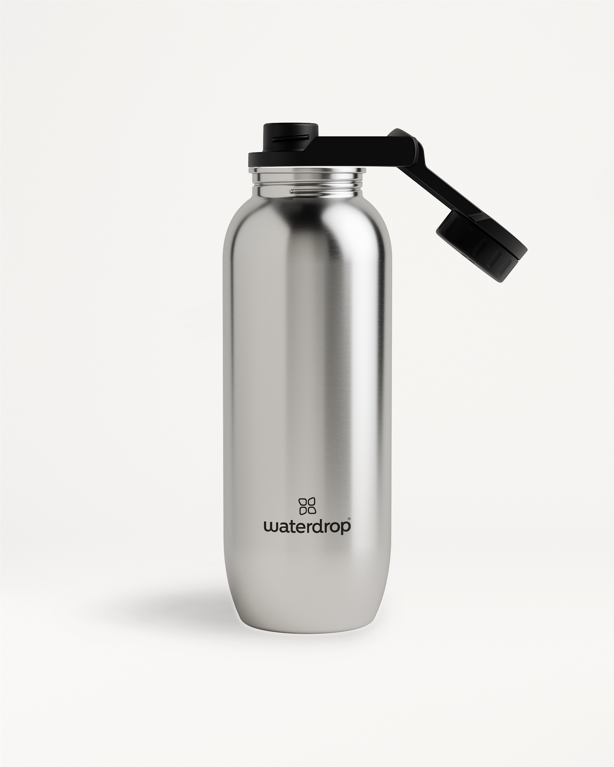 All-Purpose Ultralight · Swing Lid: Een zilveren, cilindrische waterfles met een zwarte dop, ideaal voor dagelijks gebruik en uitstapjes, lichtgewicht en hygiënisch dankzij de geïntegreerde dop.