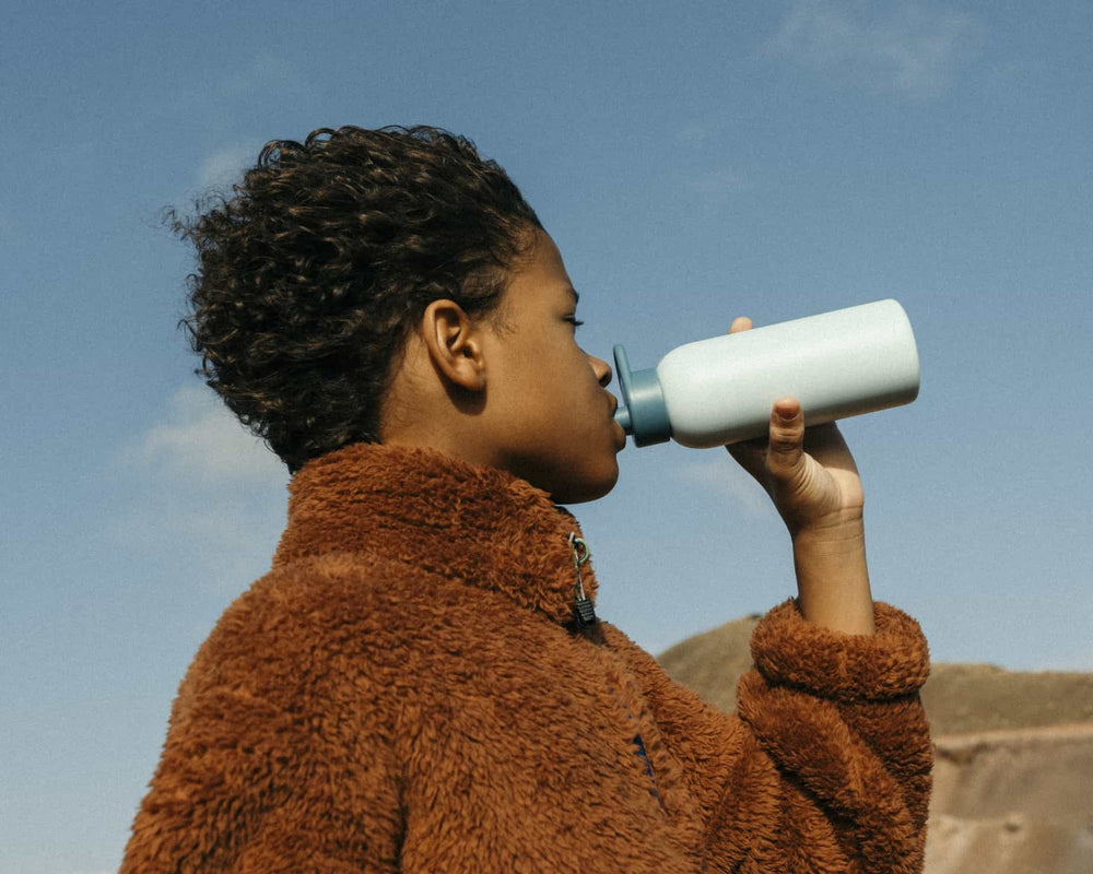 5 tips om je kinderen meer water te laten drinken