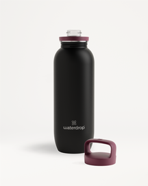 De All-Purpose Ultralight Bottle met Spout Lid, een slanke fles voor veelzijdig gebruik, biedt lichtgewicht hydratatie. Ideaal voor trektochten en dagelijks gebruik, met een comfortabel mondstuk en draagbare vorm.
