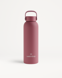 RVS Drinkfles · Flessendop met draaglus: Een matte roestvrijstalen drinkfles met dubbelwandige isolatie, 600 ml, die je drankje tot 24 uur koel of 12 uur warm houdt, met waterdrop logo bij de basis.